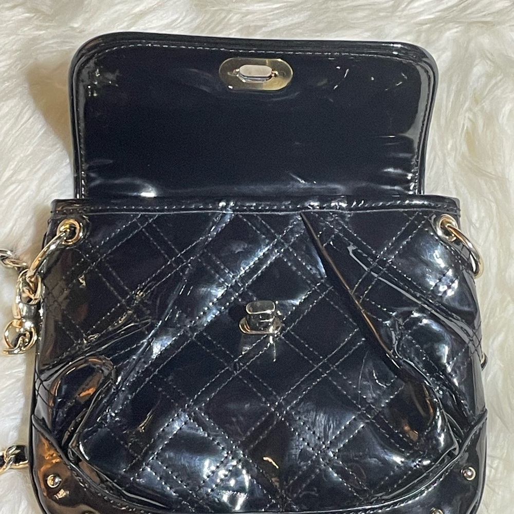 Loft Black Patent Leather Quilted Clasp Mini Bag with Heavy Chain Handle #H-29 - Picture 3 of 5